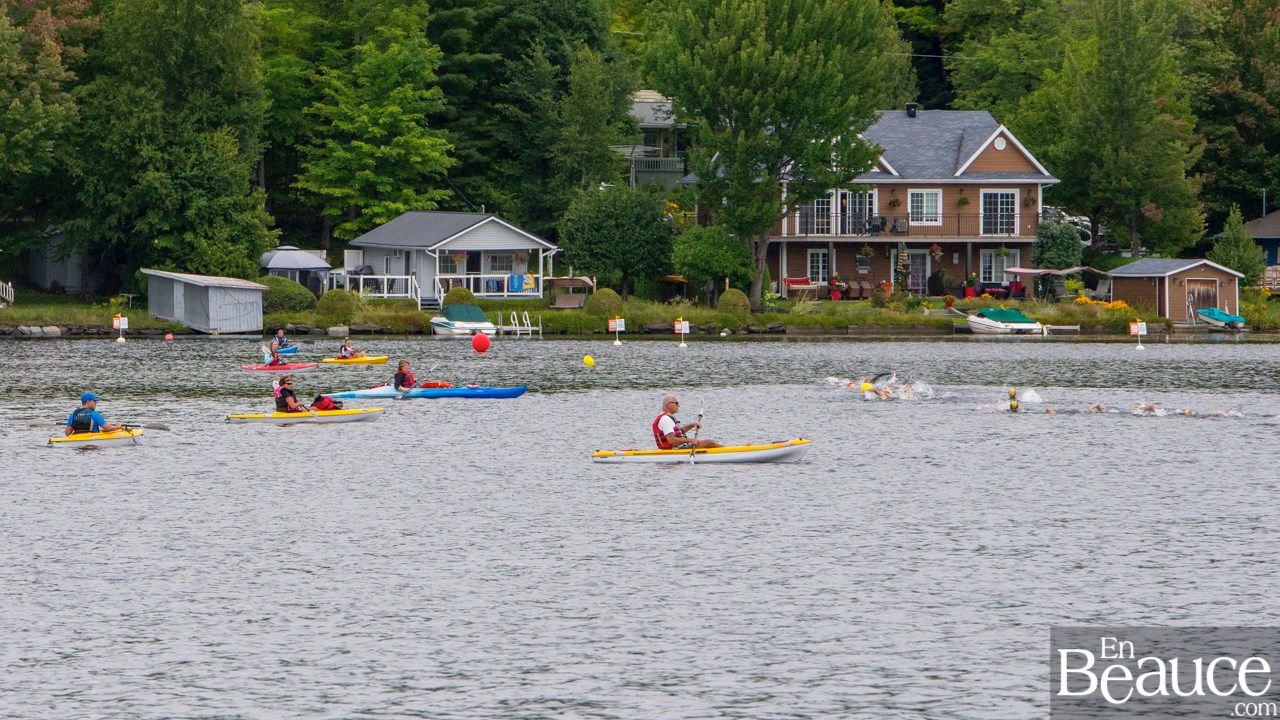 De 9 à 69 ans, de Saint-Georges à Sept-Îles, 172 triathlètes à l’assaut du Lac-Poulin