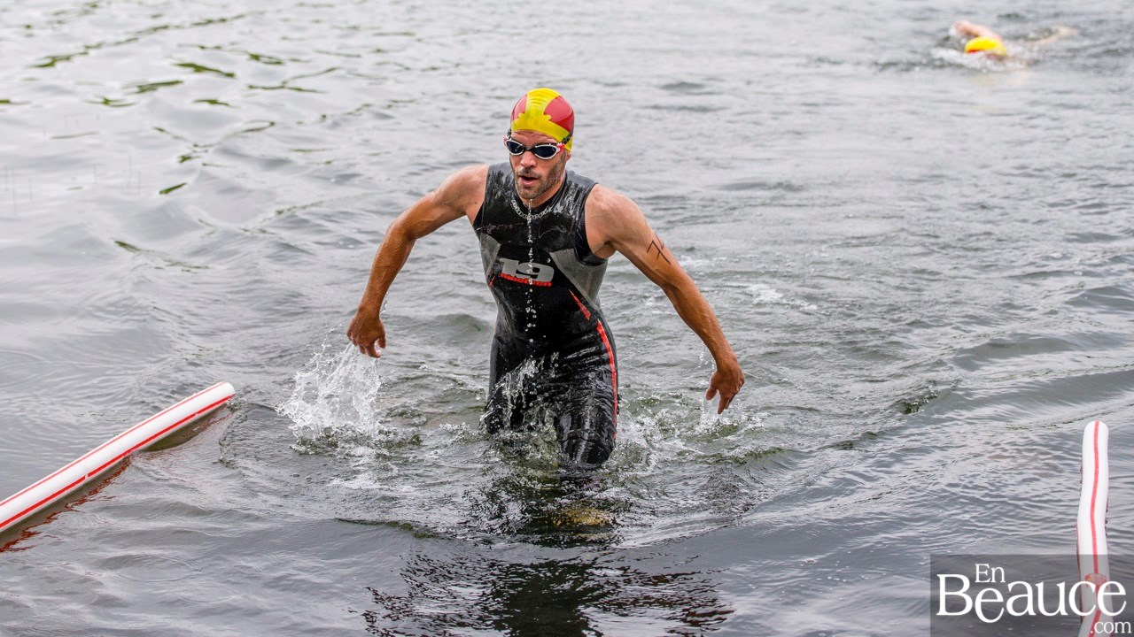 De 9 à 69 ans, de Saint-Georges à Sept-Îles, 172 triathlètes à l’assaut du Lac-Poulin