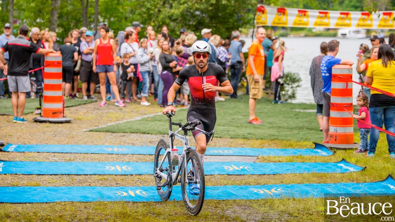 De 9 à 69 ans, de Saint-Georges à Sept-Îles, 172 triathlètes à l’assaut du Lac-Poulin