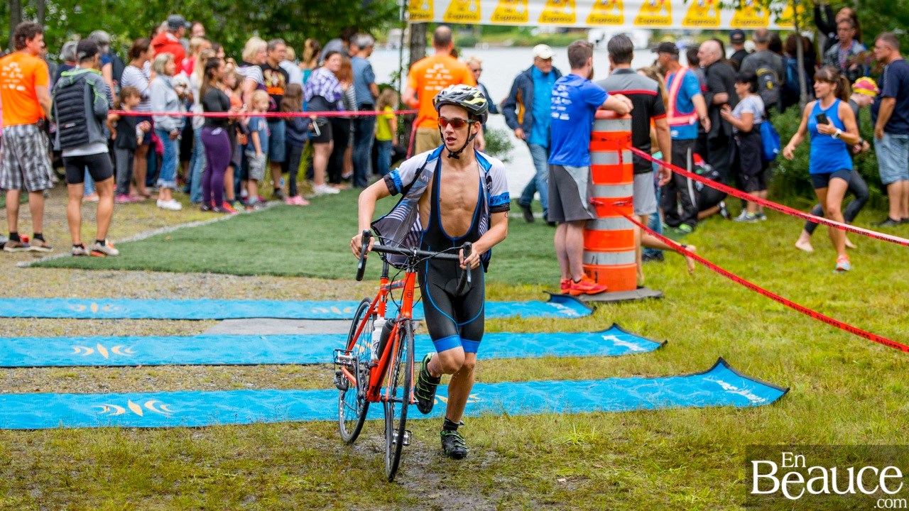 De 9 à 69 ans, de Saint-Georges à Sept-Îles, 172 triathlètes à l’assaut du Lac-Poulin