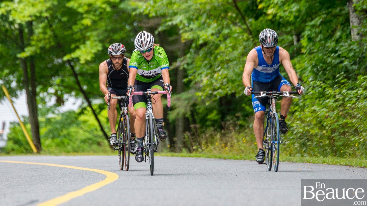 De 9 à 69 ans, de Saint-Georges à Sept-Îles, 172 triathlètes à l’assaut du Lac-Poulin