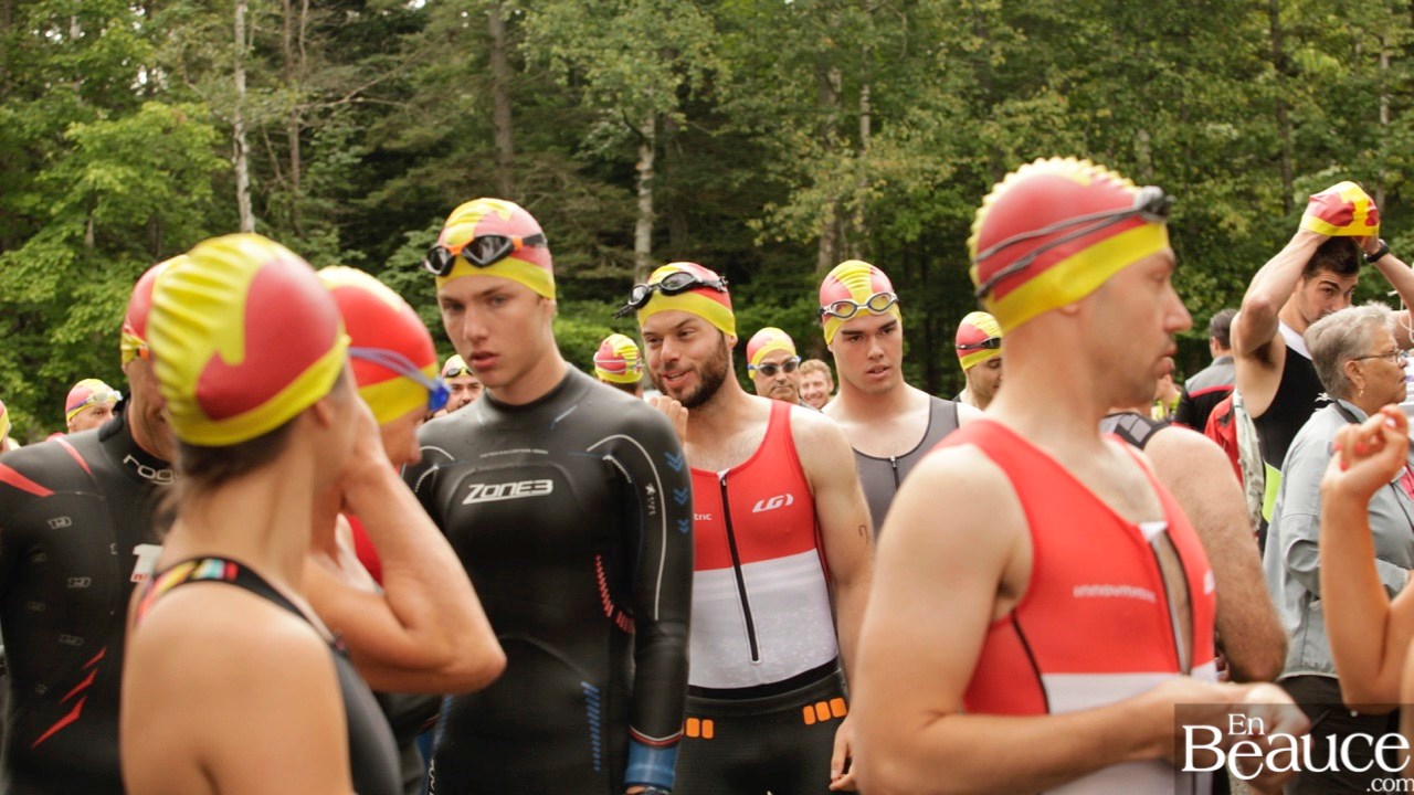 GALERIE 1/3 | Voyez les photos intégrales du Triathlon du Lac-Poulin : la natation