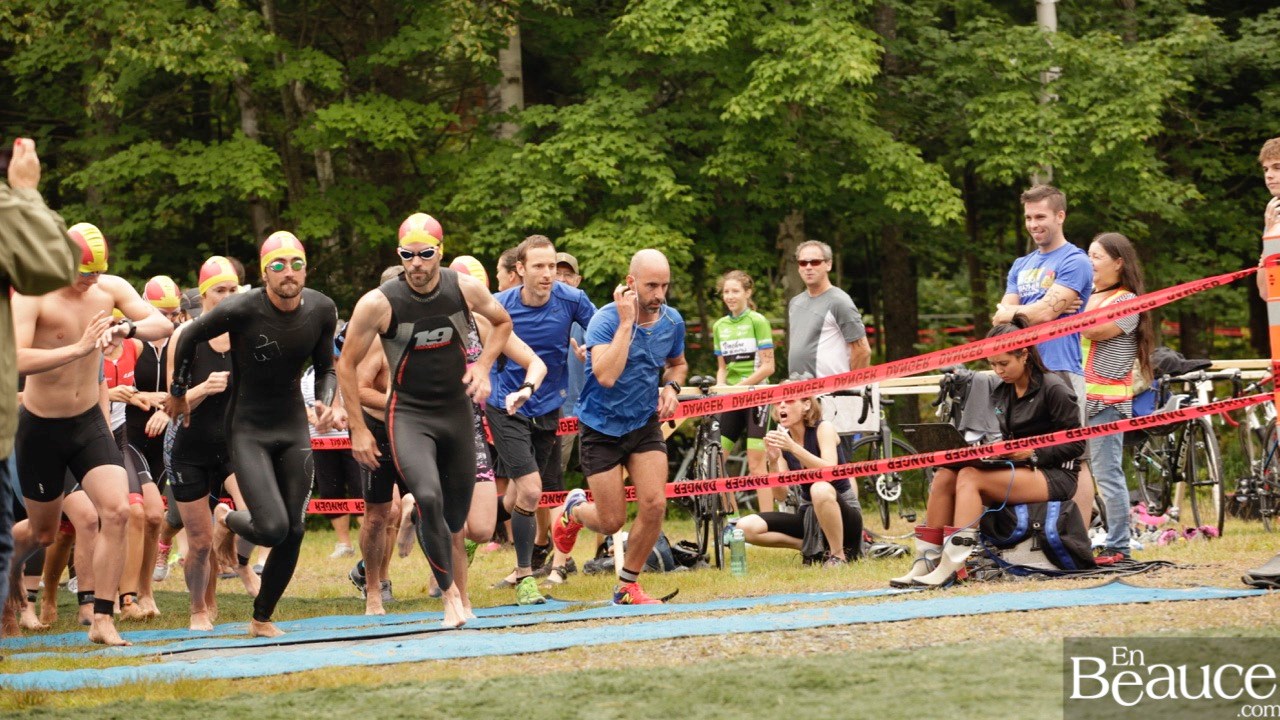 GALERIE 1/3 | Voyez les photos intégrales du Triathlon du Lac-Poulin : la natation