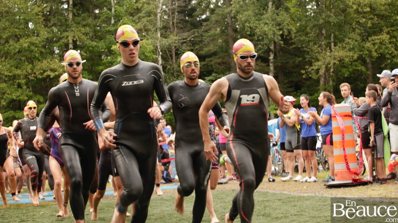 GALERIE 1/3 | Voyez les photos intégrales du Triathlon du Lac-Poulin : la natation