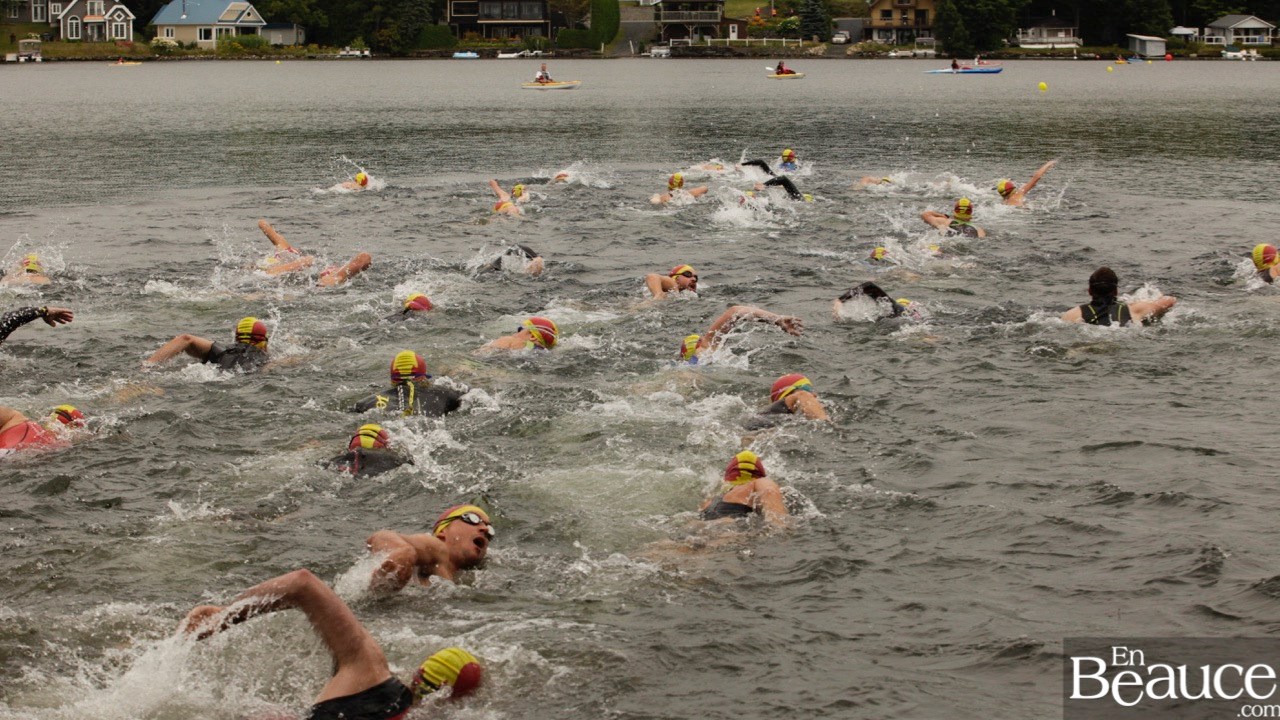 GALERIE 1/3 | Voyez les photos intégrales du Triathlon du Lac-Poulin : la natation
