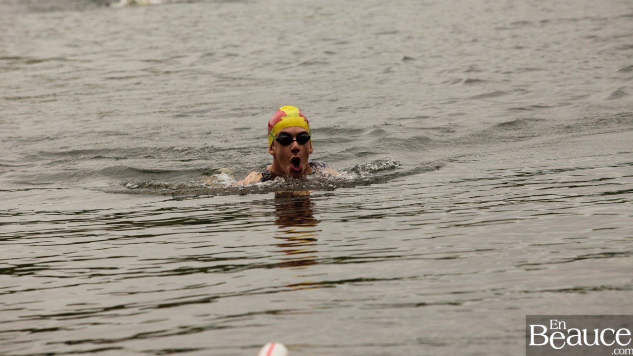 GALERIE 1/3 | Voyez les photos intégrales du Triathlon du Lac-Poulin : la natation