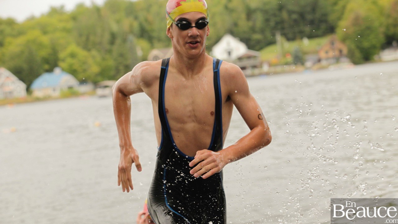 GALERIE 1/3 | Voyez les photos intégrales du Triathlon du Lac-Poulin : la natation