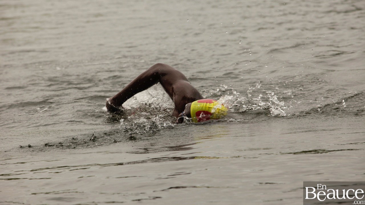GALERIE 1/3 | Voyez les photos intégrales du Triathlon du Lac-Poulin : la natation