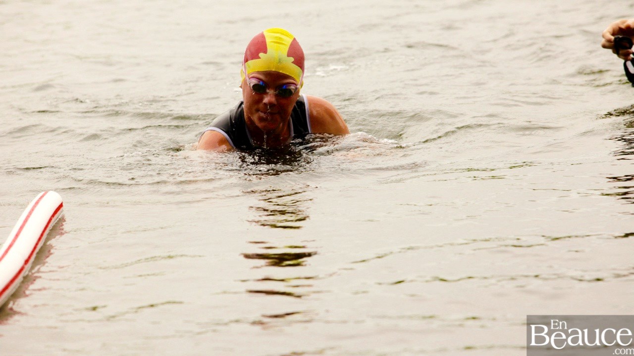 GALERIE 1/3 | Voyez les photos intégrales du Triathlon du Lac-Poulin : la natation