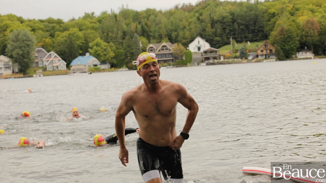 GALERIE 1/3 | Voyez les photos intégrales du Triathlon du Lac-Poulin : la natation