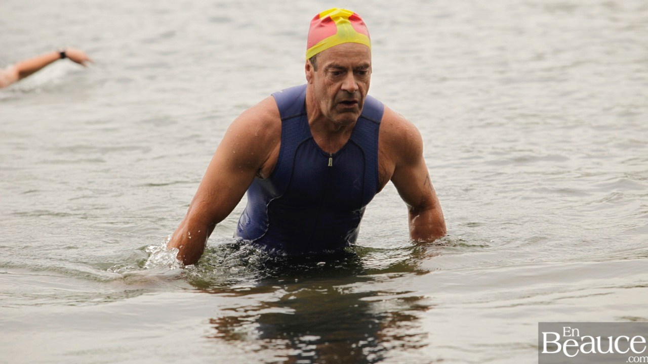 GALERIE 1/3 | Voyez les photos intégrales du Triathlon du Lac-Poulin : la natation