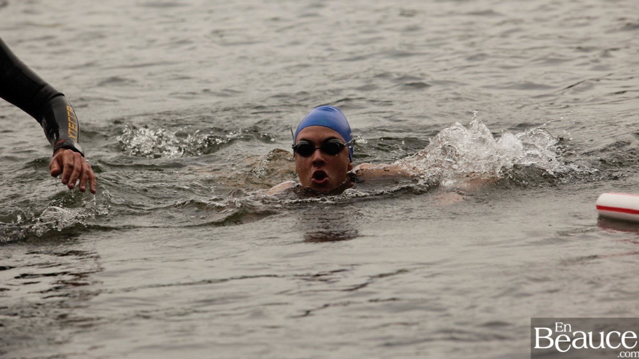 GALERIE 1/3 | Voyez les photos intégrales du Triathlon du Lac-Poulin : la natation