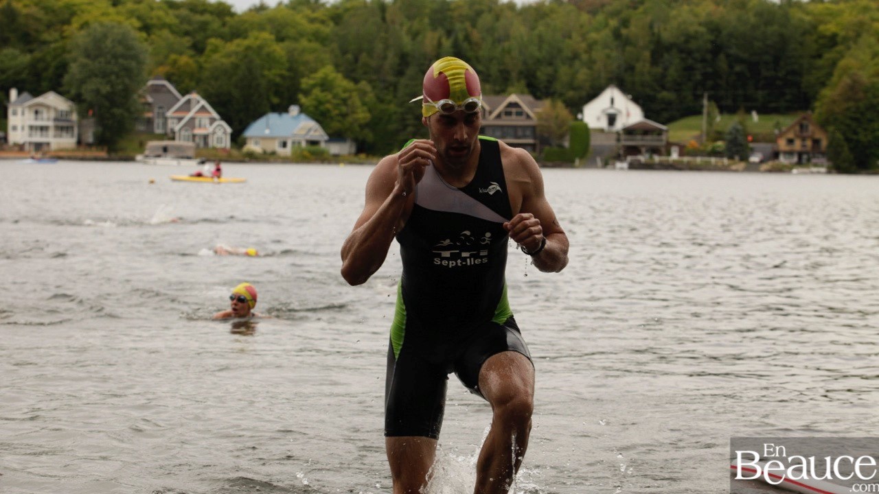 GALERIE 1/3 | Voyez les photos intégrales du Triathlon du Lac-Poulin : la natation