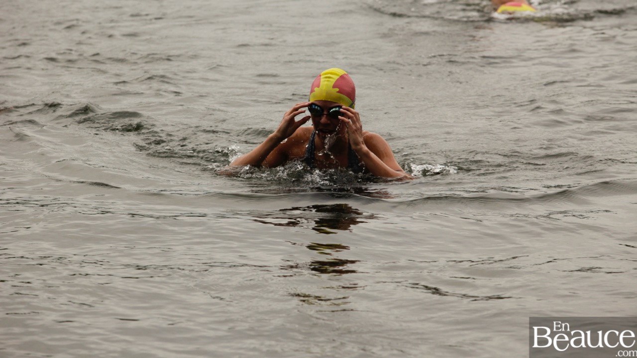 GALERIE 1/3 | Voyez les photos intégrales du Triathlon du Lac-Poulin : la natation