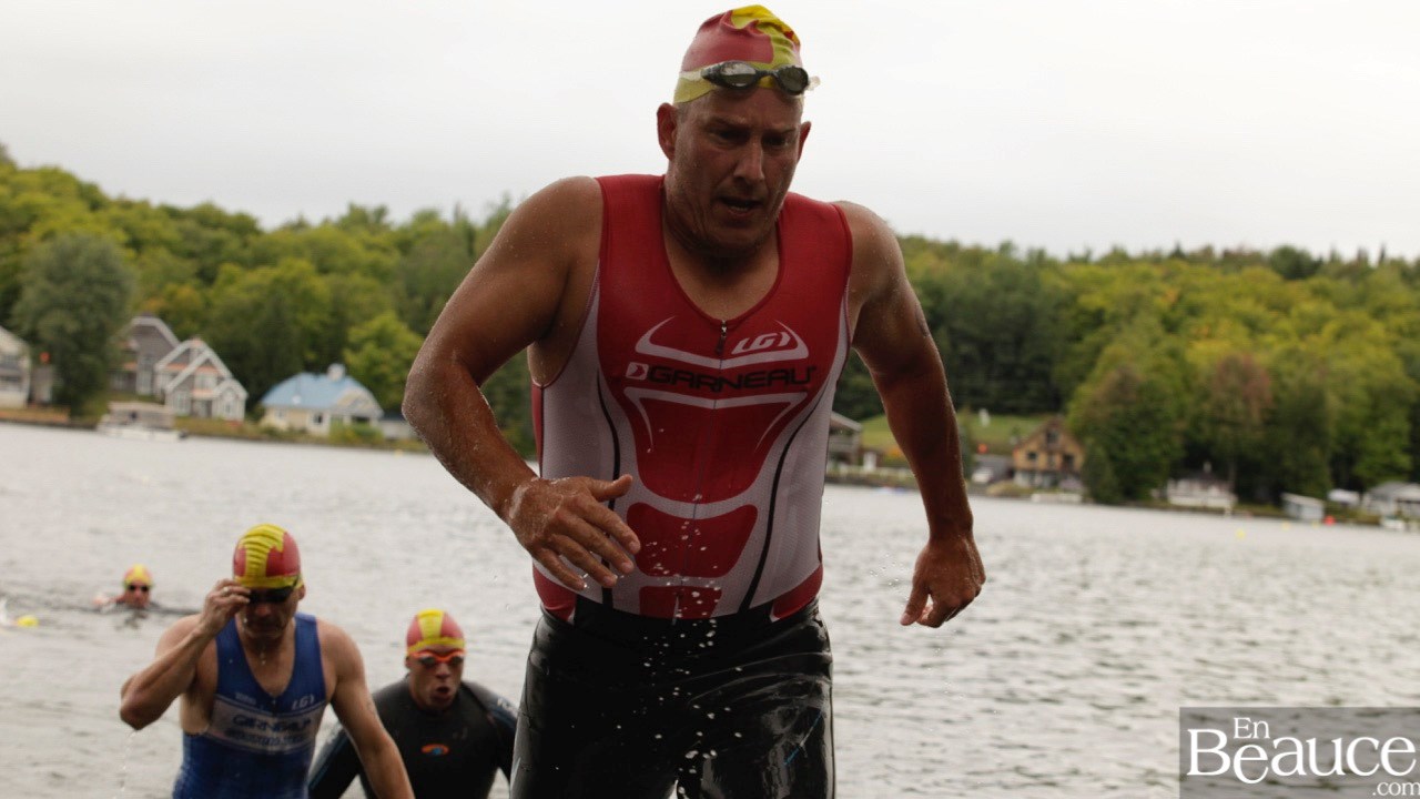 GALERIE 1/3 | Voyez les photos intégrales du Triathlon du Lac-Poulin : la natation