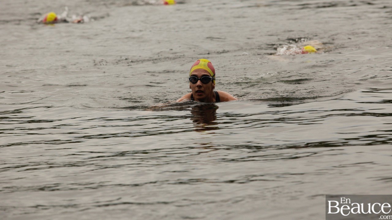 GALERIE 1/3 | Voyez les photos intégrales du Triathlon du Lac-Poulin : la natation