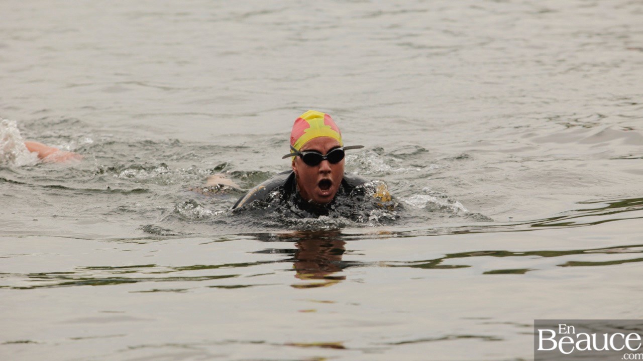 GALERIE 1/3 | Voyez les photos intégrales du Triathlon du Lac-Poulin : la natation
