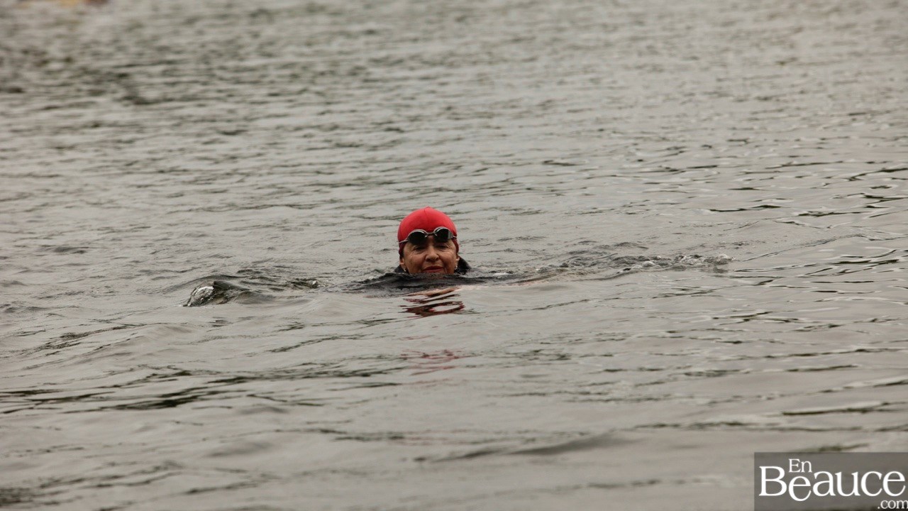 GALERIE 1/3 | Voyez les photos intégrales du Triathlon du Lac-Poulin : la natation