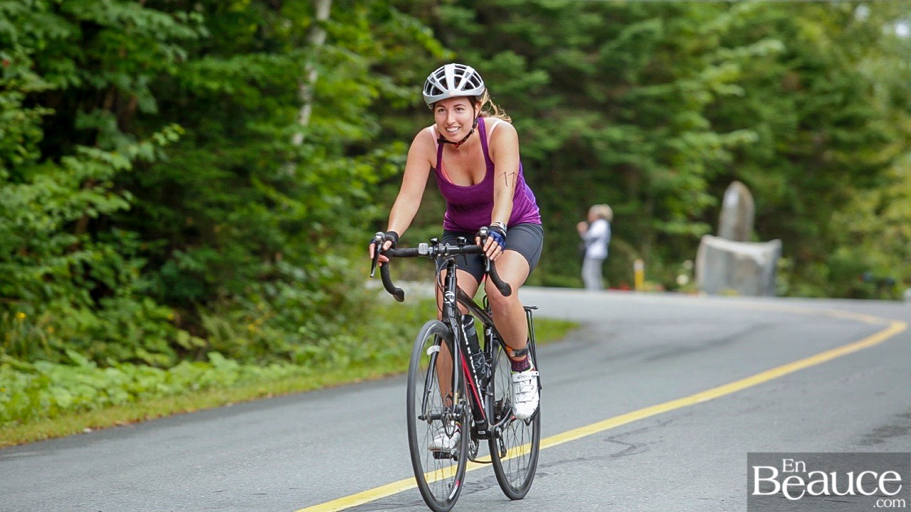 GALERIE 2/3 | Voyez les photos intégrales du Triathlon du Lac-Poulin : le vélo