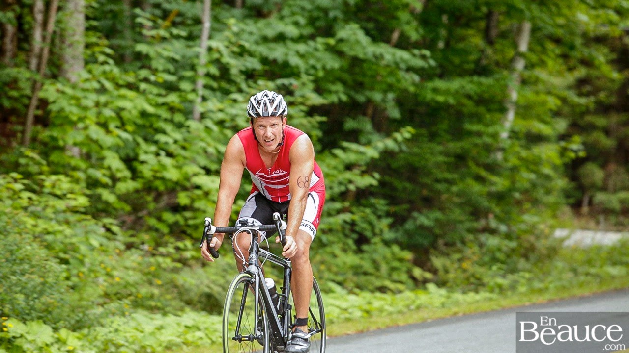 GALERIE 2/3 | Voyez les photos intégrales du Triathlon du Lac-Poulin : le vélo