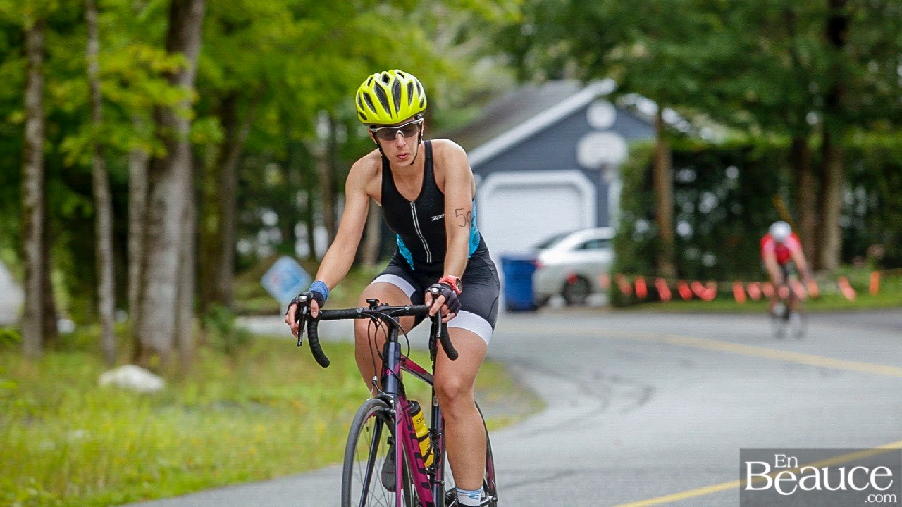 GALERIE 2/3 | Voyez les photos intégrales du Triathlon du Lac-Poulin : le vélo