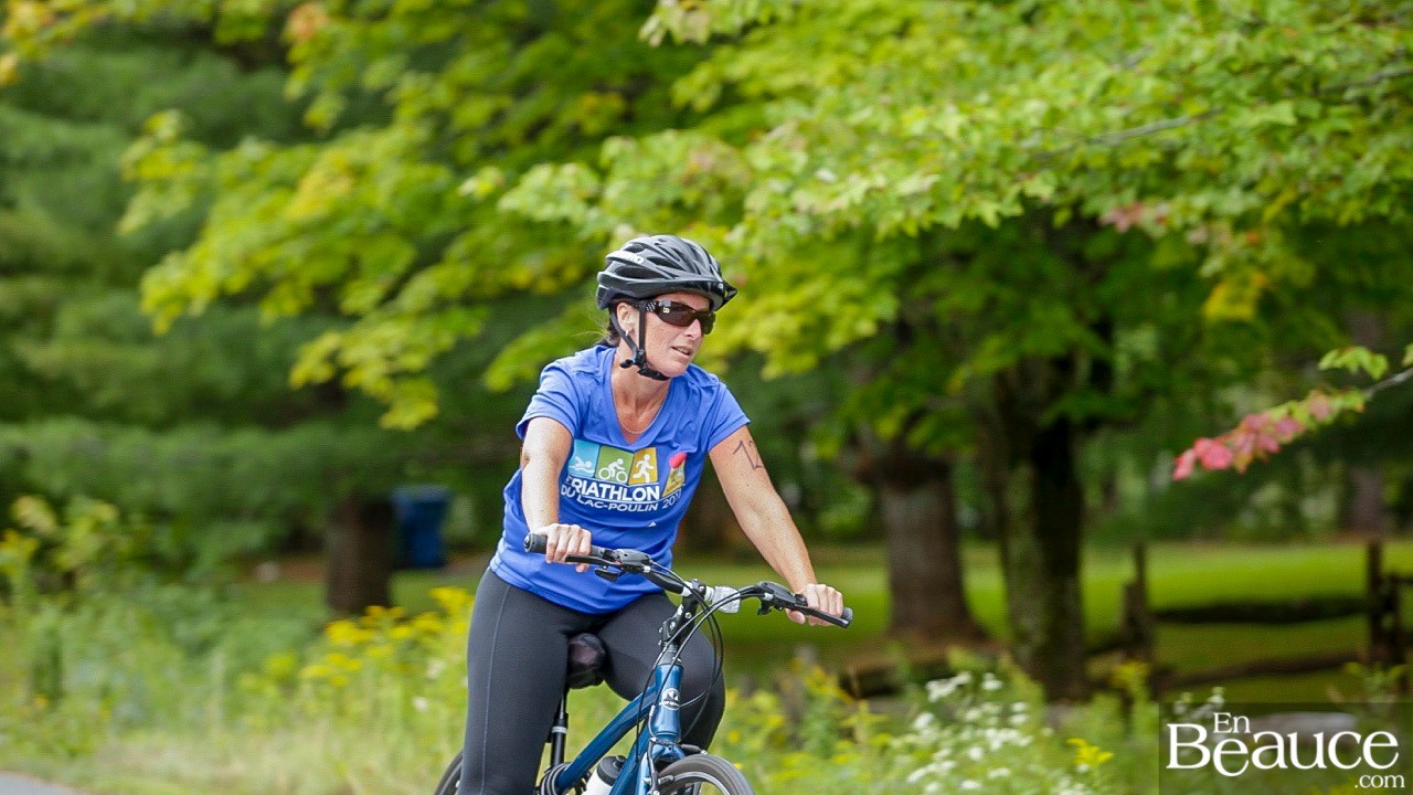 GALERIE 2/3 | Voyez les photos intégrales du Triathlon du Lac-Poulin : le vélo