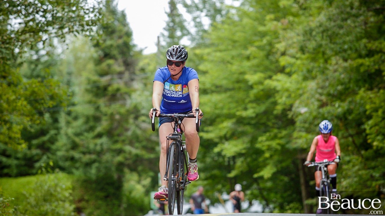 GALERIE 2/3 | Voyez les photos intégrales du Triathlon du Lac-Poulin : le vélo