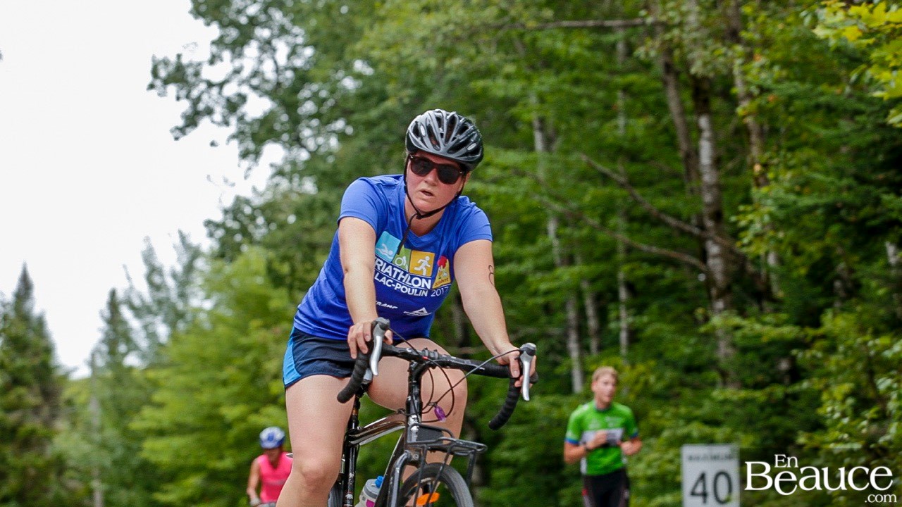 GALERIE 2/3 | Voyez les photos intégrales du Triathlon du Lac-Poulin : le vélo