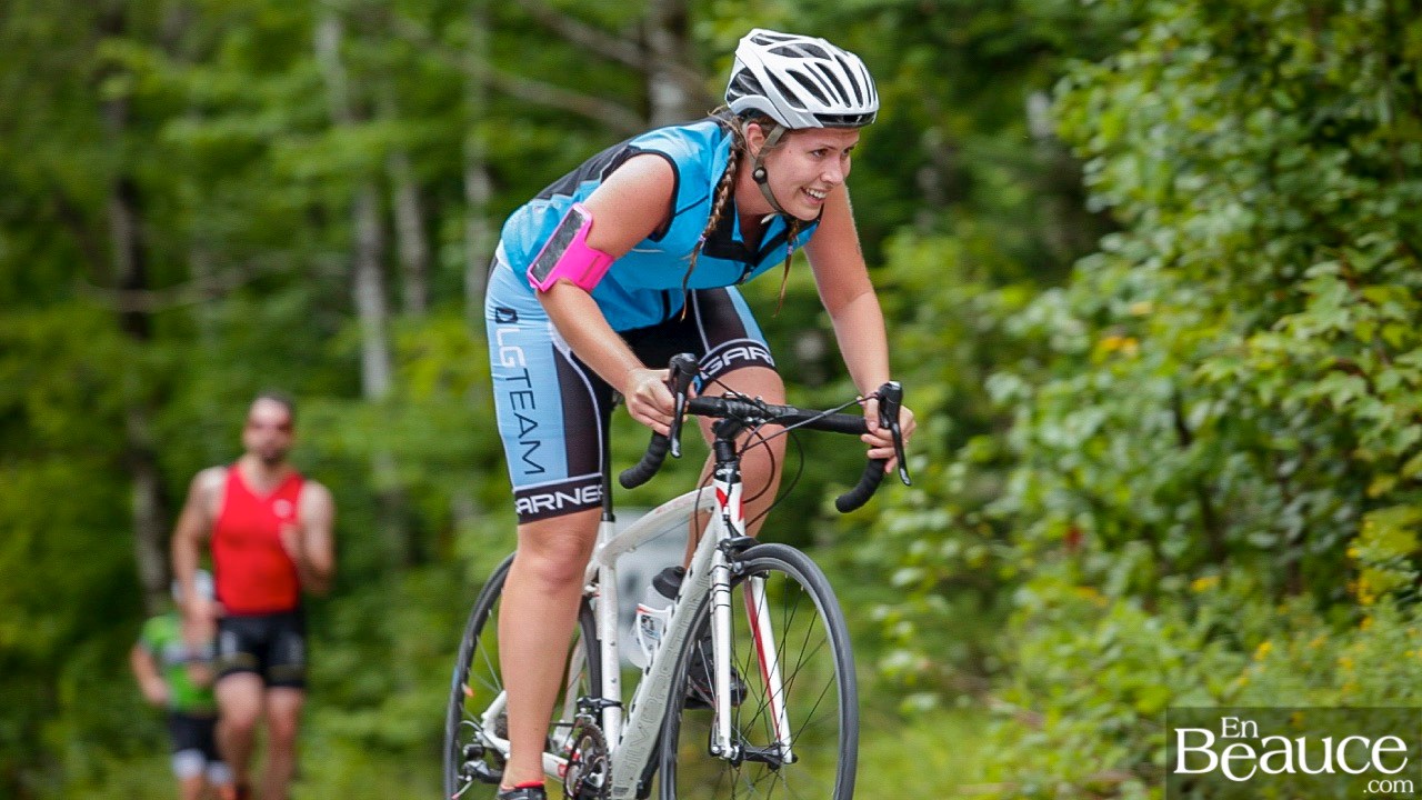 GALERIE 2/3 | Voyez les photos intégrales du Triathlon du Lac-Poulin : le vélo