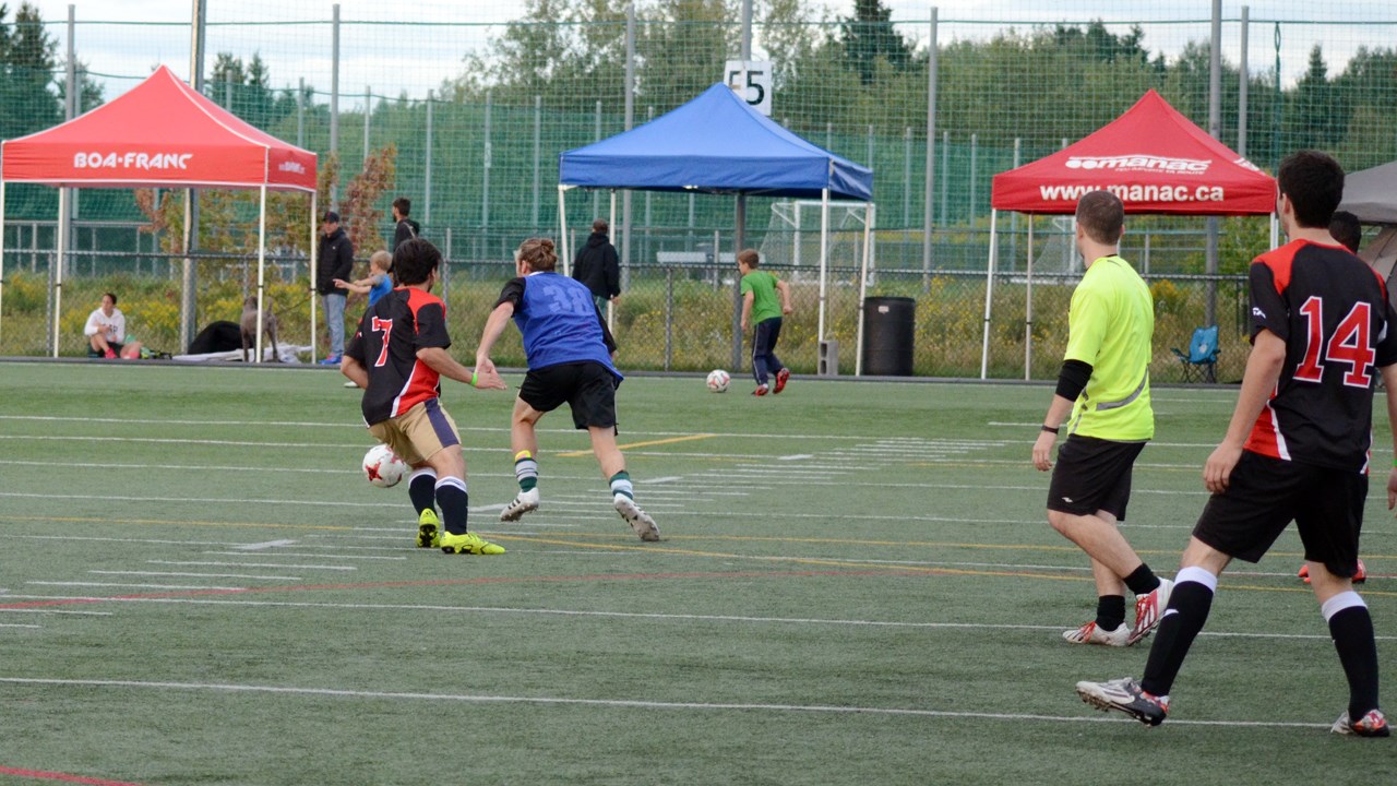 Coup d'envoi de la troisième édition des « 24h de soccer Manac »