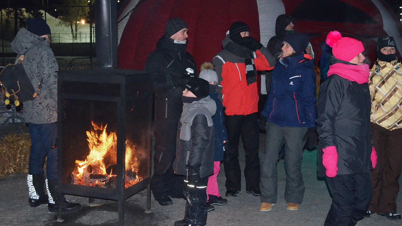 Malgré le froid, on célèbre le Nouvel An à Saint-Georges