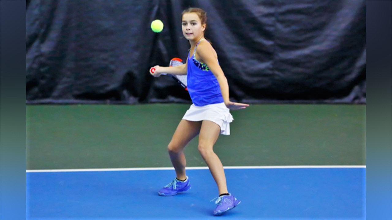 Alizée Poulin, joueuse de tennis de Beauceville.