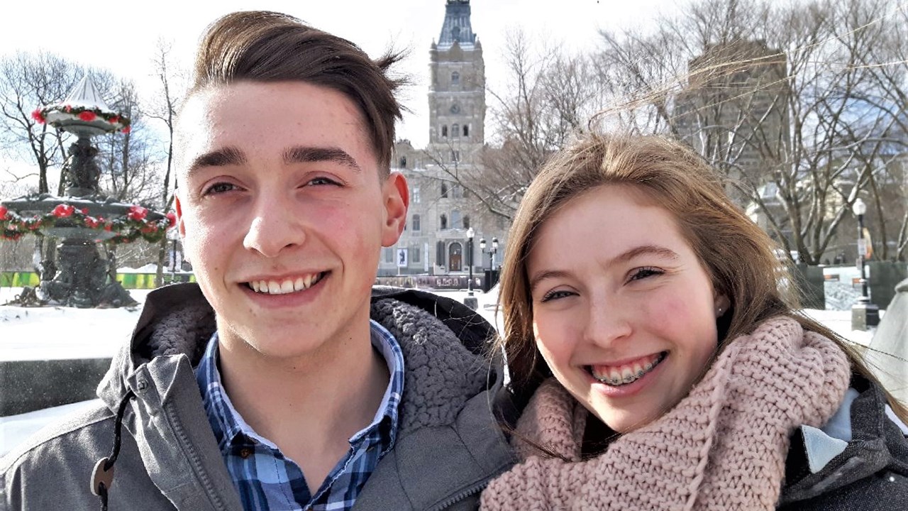 Les représentants de Beauce-Sud qui ont pris part au Parlement des jeunes 2018 à l'Assemblée nationale de Québec, Olivier Fecteau (quatrième secondaire) et Ariane Lapointe (cinquième secondaire), élèves à la polyvalente Bélanger de Saint-Martin.