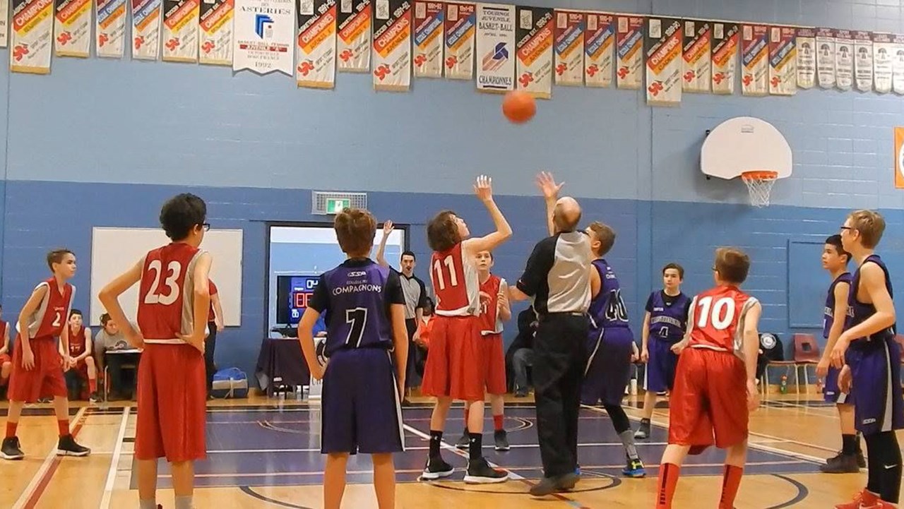 Les Dragons de l’École des Deux-Rives passent près de remporter le tournoi à Québec