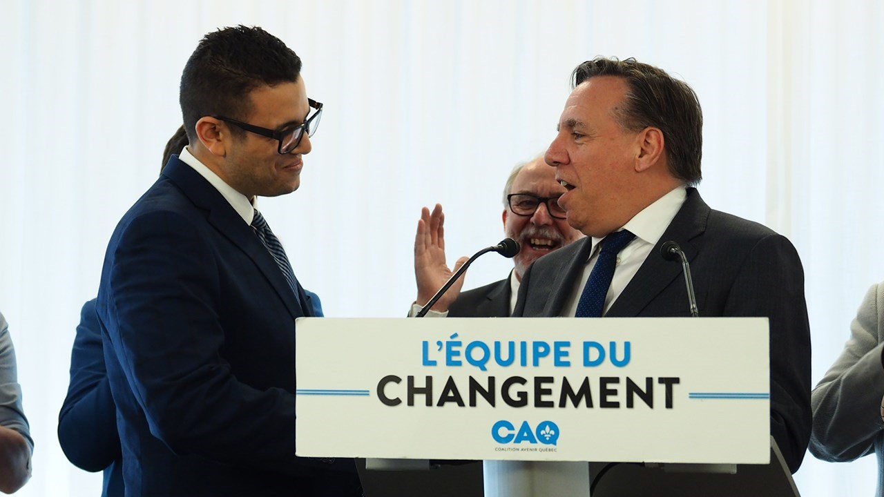 Samuel Poulin, le nouveau député de Beauce-Sud, et François Legault, premier ministre élu.