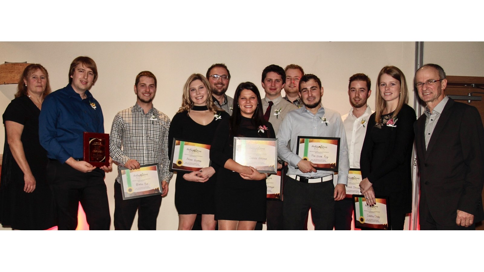 Boursiers Diplôme d'études universitaires