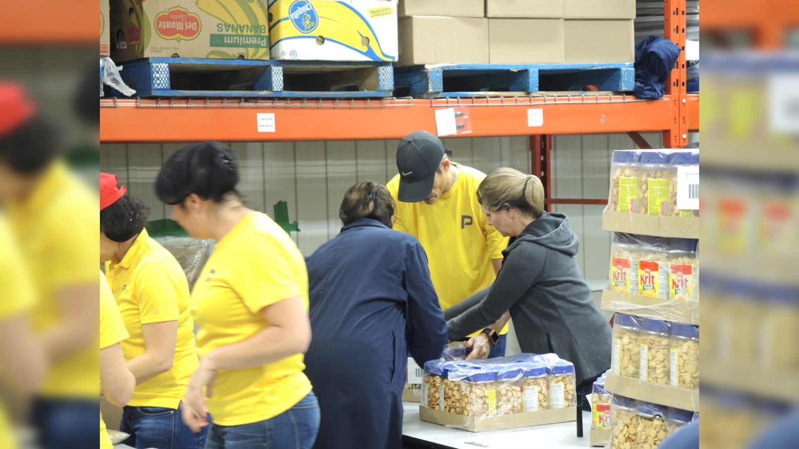30 employés de Promutuel prêtent main-forte à Moisson Beauce