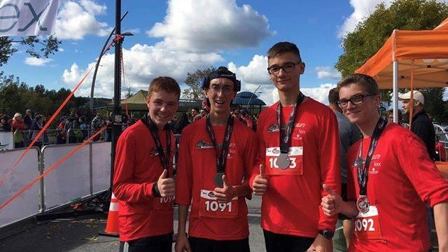 Au BeauceRUN : David Fortin, Jordan Côté, Sébastien Larivière et Léo Gagné.