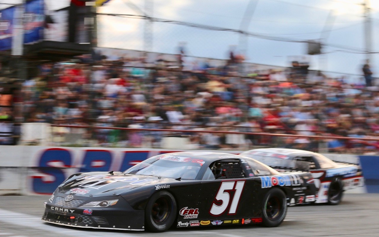 Raphaël Lessard mène 60 tours lors du Snowball Derby