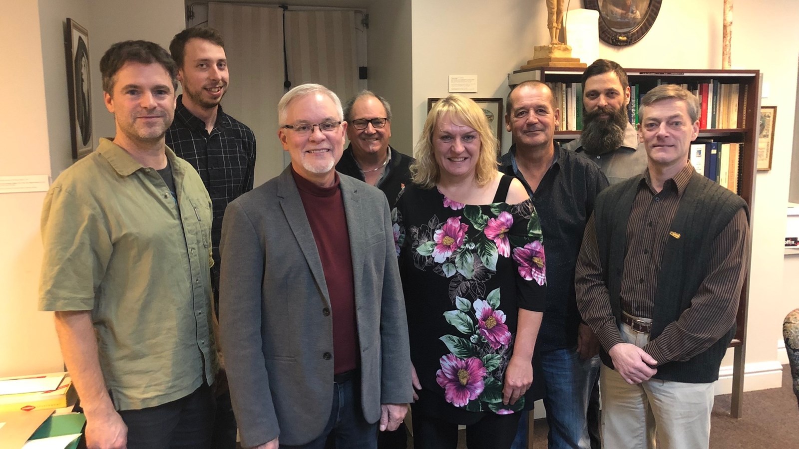 De gauche à droite : Mathieu Turcotte, Martin Saint-Laurent, Paul-André Bernard, Michel Duval, Hélène Ste-Hilaire, Richard Lamontagne, Martin Nadeau, François Cliche; Absent : Philippe Racette