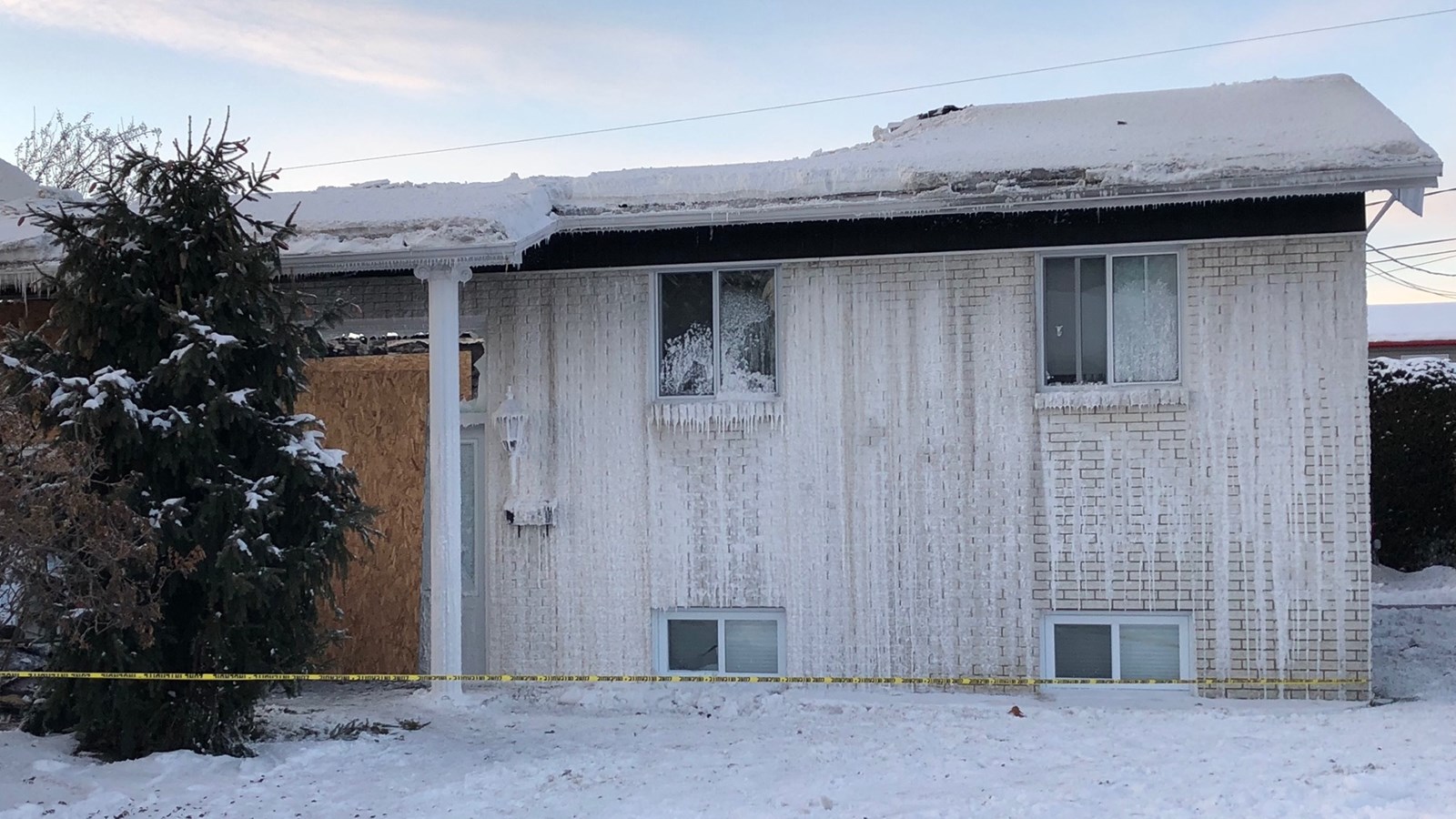 Incendie dans la 158e rue : des cendres seraient la cause