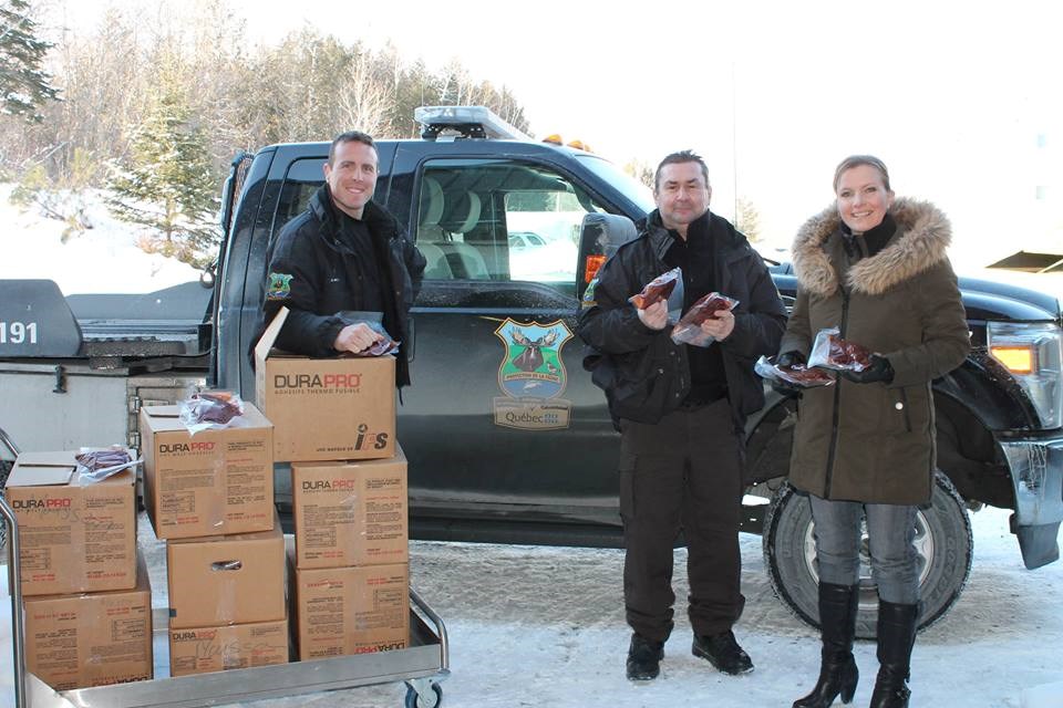 Les agents de la faune de Beauceville remettent 2034 lbs de gibier à Moisson Beauce