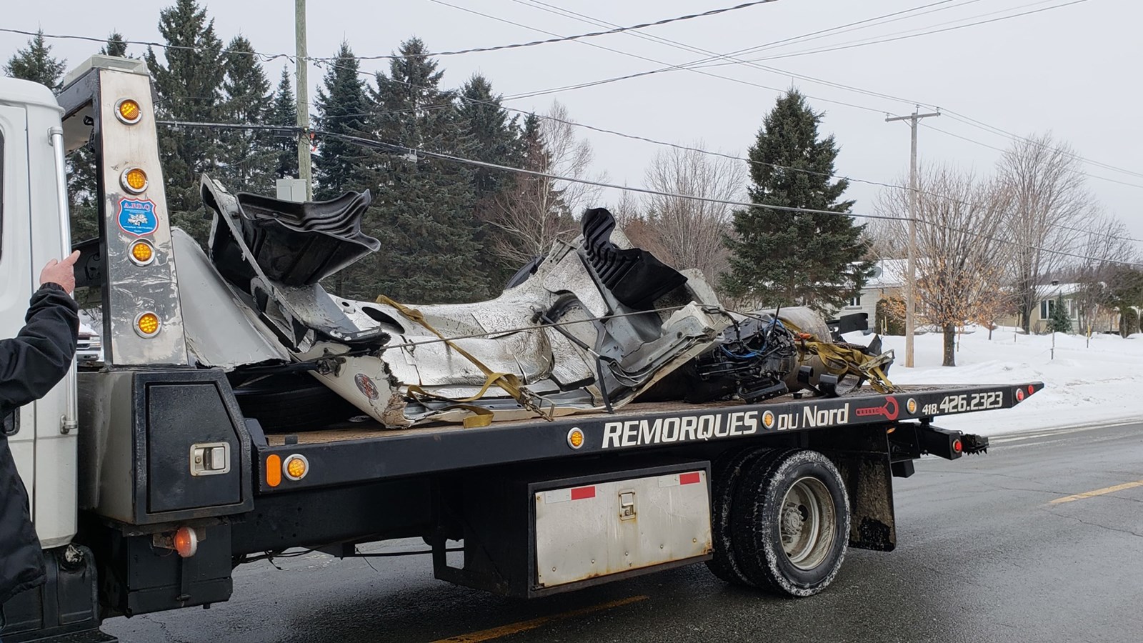 Accident à East Broughton : La vie d'un automobiliste tient à un fil