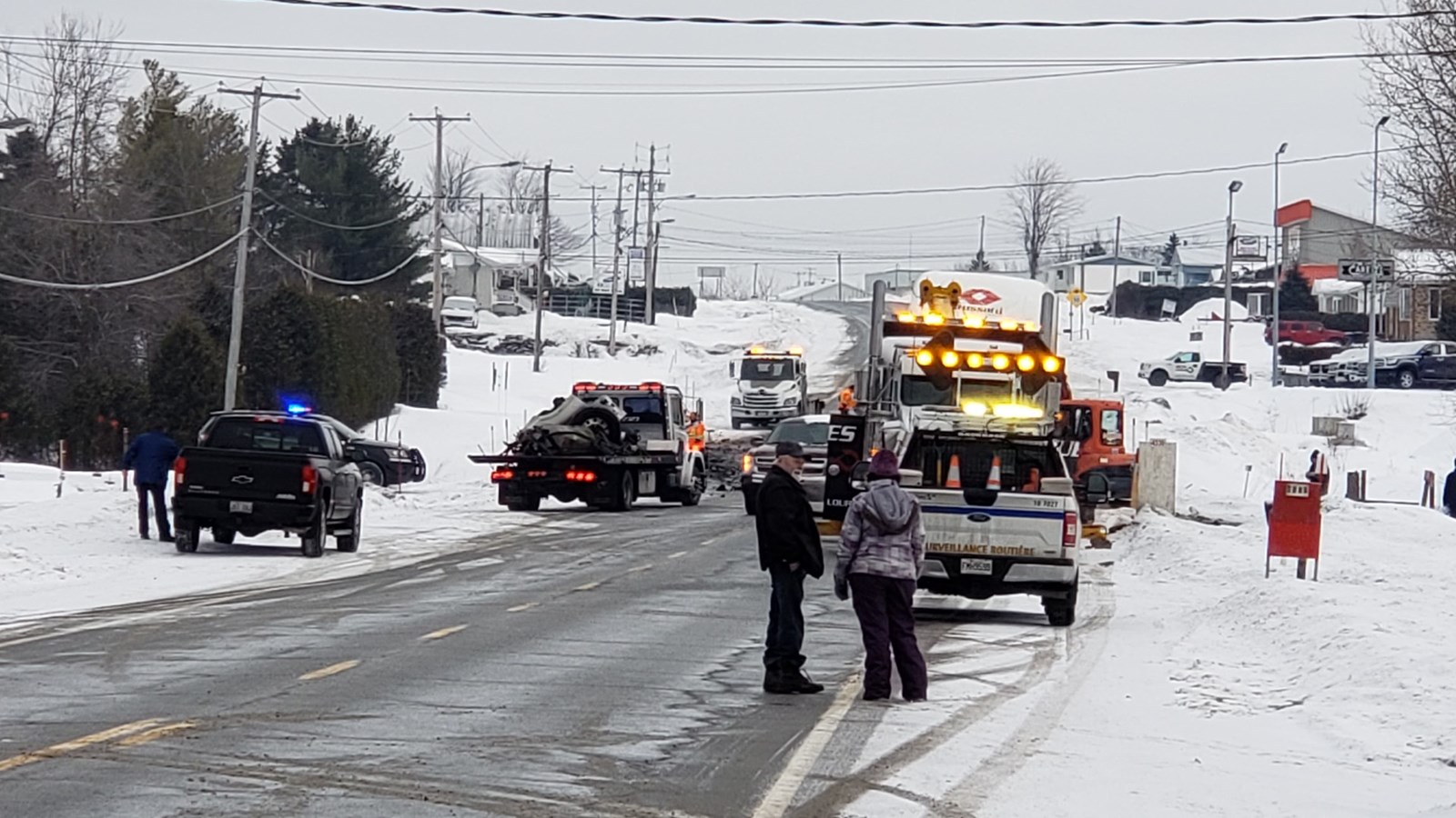 Accident à East Broughton : La vie d'un automobiliste tient à un fil