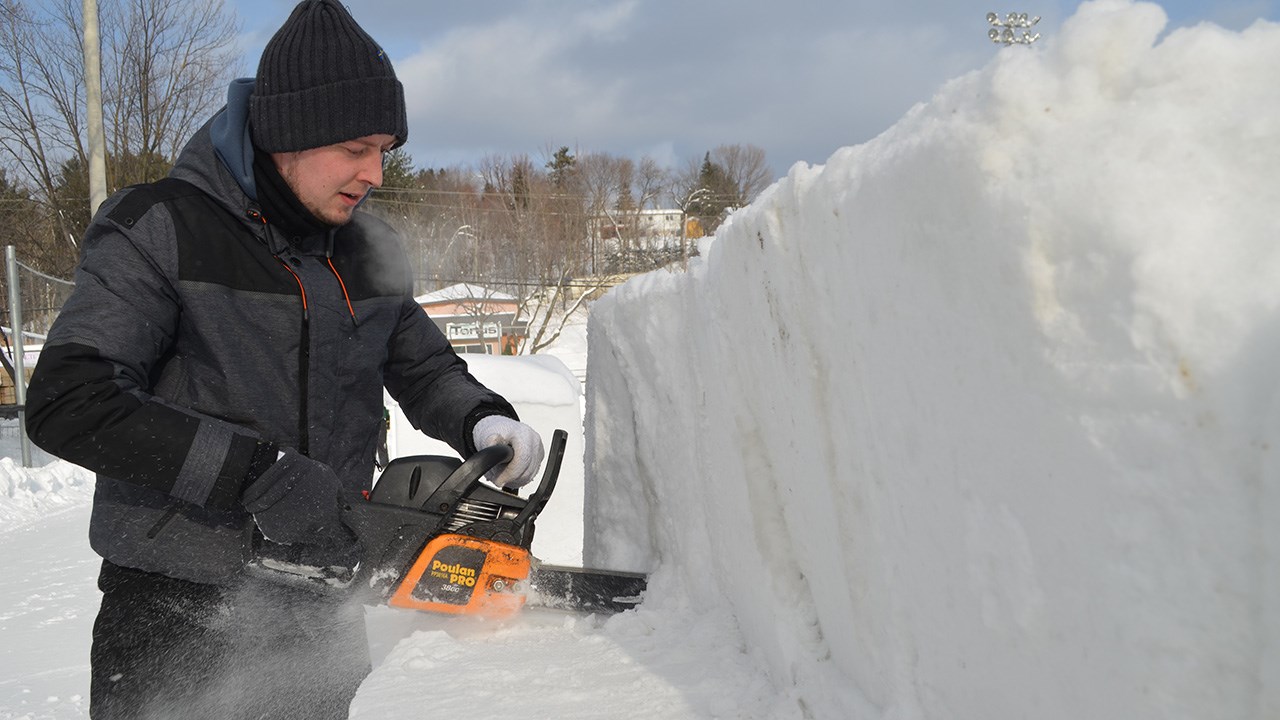 Festival de sculptures sur neige : qui remportera la 19e édition ?