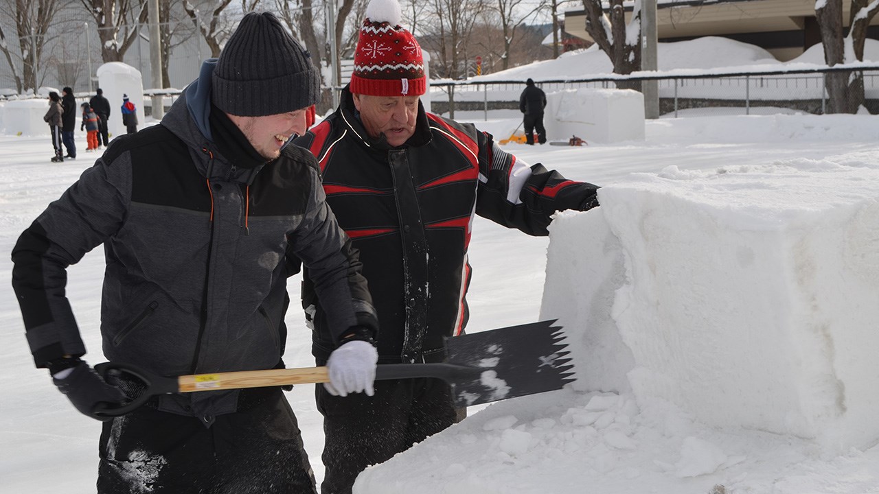 Festival de sculptures sur neige : qui remportera la 19e édition ?