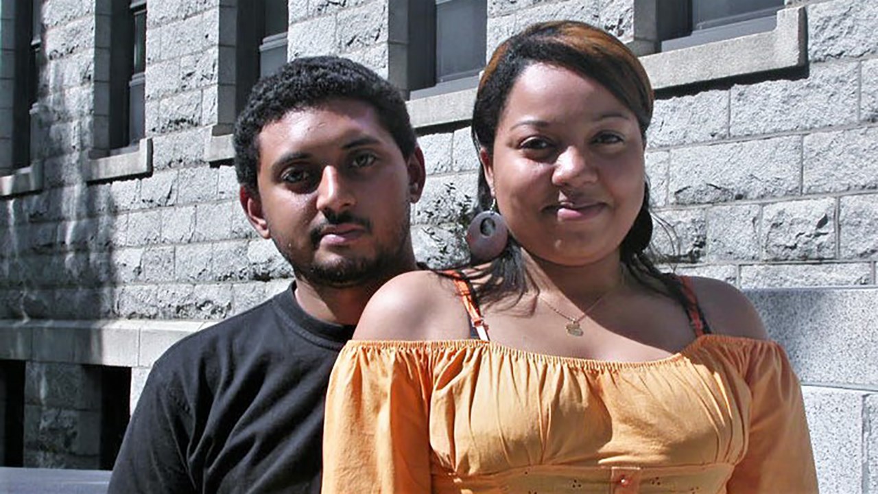 Mathieu Zilma et Myriam Ivoula, deux des cinq premiers finissants du Cégep Beauce-Appalaches en 2008. Ces derniers faisaient partie du premier groupe de 22 Réunionnais qui y ont amorcé un DEC en août 2005. 
