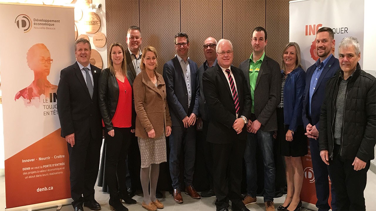 Le conseil d’administration 2018 de DENB (de gauche à droite)
Gaétan Vachon, Marlène Bisson, Nelson Grenier, Line Breton, André Bonneville, Jacques Soucy, Mario Caron, Frédéric Marcoux, Josée Turgeon, Olivier Dumais, Daniel Baillargeon.
Absents de la photo : Réal Bisson, David Poulin, Benoît L’Heureux