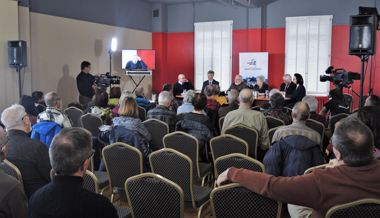 Le premier Café historique de l'année portait sur l'éducation en Beauce. Il s'est déroulé au Centre culturel Marie-Fitzbach, vendredi le 19 janvier 2018.