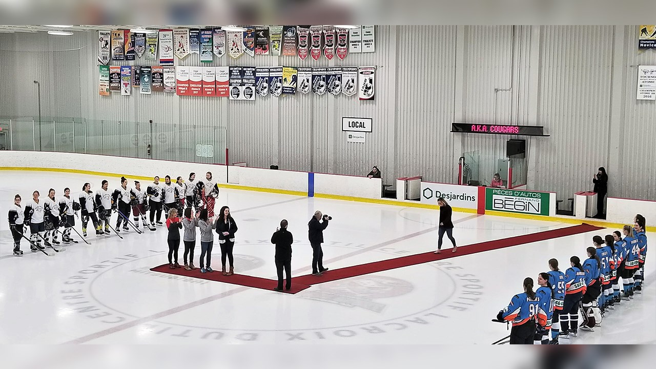 Marie-Philip Poulin, de Beauceville, a agi à titre de marraine d'honneur du tournoi. Elle était d'ailleurs présente au Centre sportif Lacroix-Dutil de Saint-Georges samedi le 28 avril 2018, à partir de 17 h, afin de rencontrer les gens sur place, et a également participé à la mise au jeu officielle de l'événement vers 18 h 30 le même soir.